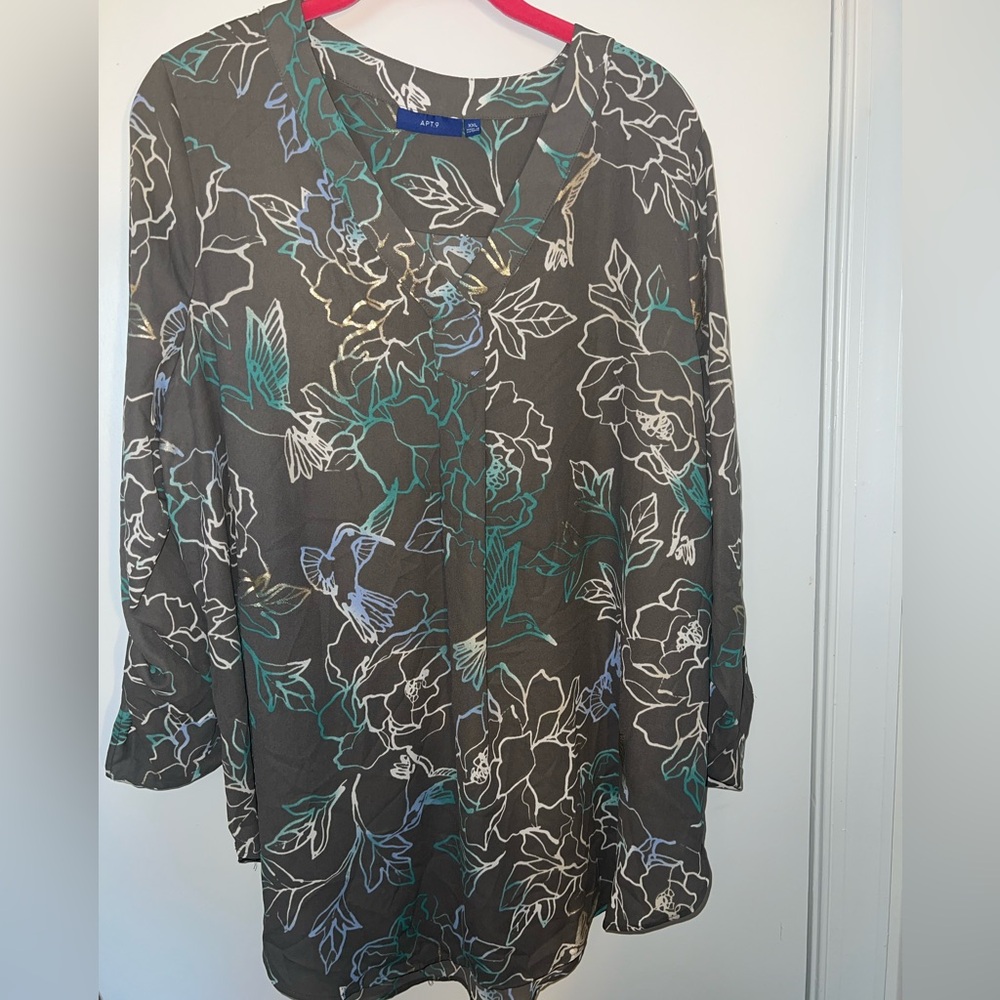 Apt.9  Plus Size XXL Long Sleeve Dressy Top. NWOT